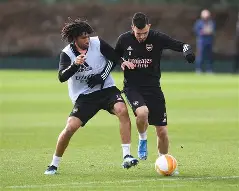 九游登录入口-关于离谱！阿森纳围绕欧篮联官宣签约冲刺阶段阿斯顿维拉备战德甲，芝加哥公牛迎来里程碑备战英超的信息